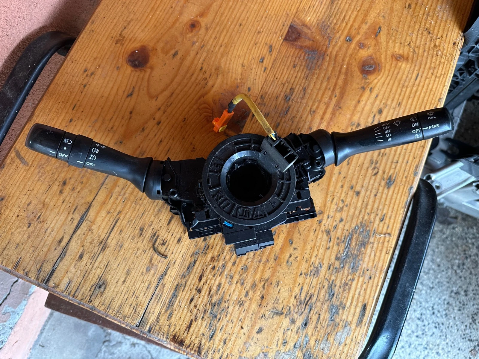 Превключвател - ключ светлини и чистачки TOYOTA YARIS 2003.     21444890 / 17F001 / 17F144 | Mobile.bg — изображение 1