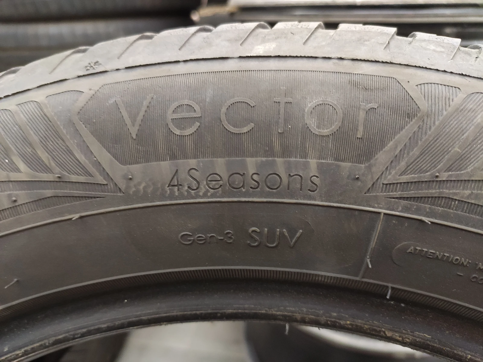  235/55R17 | Mobile.bg   8