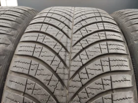 Гуми Всесезонни 235/55R17, снимка 2 - Гуми и джанти - 46974241