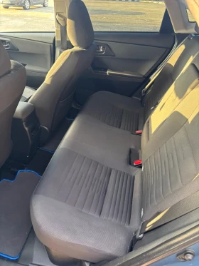 Toyota Auris с нова батерия, снимка 6
