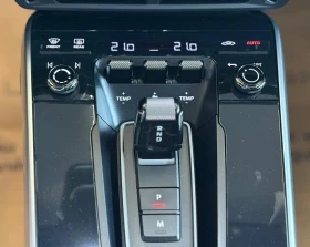 Porsche 911 TurboS* Carbon* Ceramic* Лизинг* Обдух* Chrono* Bo - 344900 лв. / 176344.57 € - 70659853 12