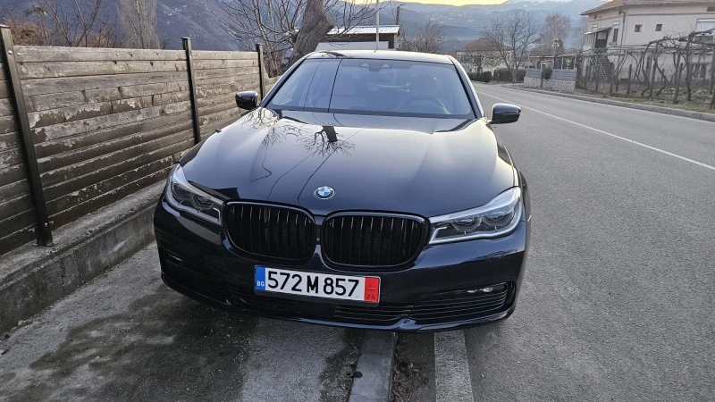 BMW 730 XDrive/LASER/МАСАЖ/Обдухване/М-пакет/360* камера, снимка 1 - Автомобили и джипове - 47394634