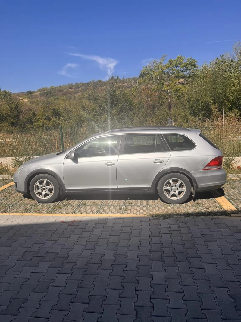 VW Golf 1.9 TDI 105кс, снимка 3 - Автомобили и джипове - 47530239