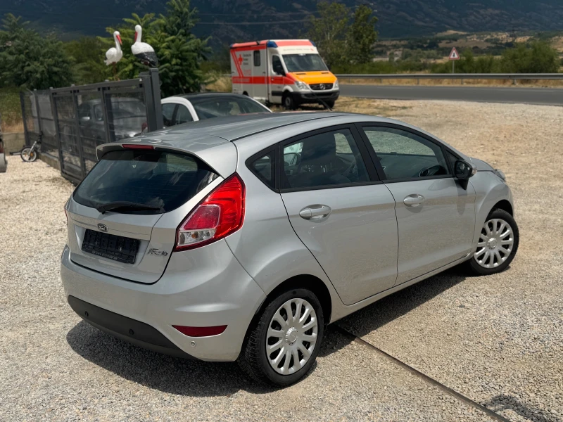 Ford Fiesta 1.2i, снимка 2 - Автомобили и джипове - 51041314