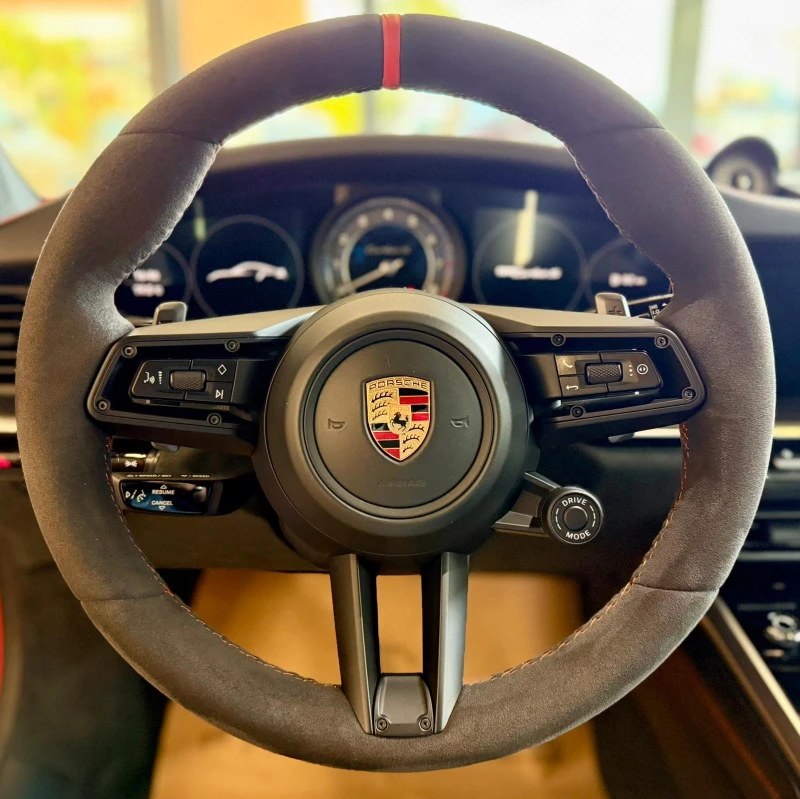 Porsche 911 TurboS* Carbon* Ceramic* Лизинг* Обдух* Chrono* Bo, снимка 10 - Автомобили и джипове - 52089890