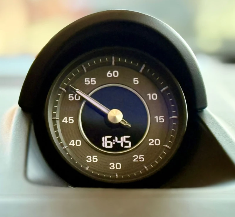 Porsche 911 TurboS* Carbon* Ceramic* Лизинг* Обдух* Chrono* Bo, снимка 14 - Автомобили и джипове - 52089890