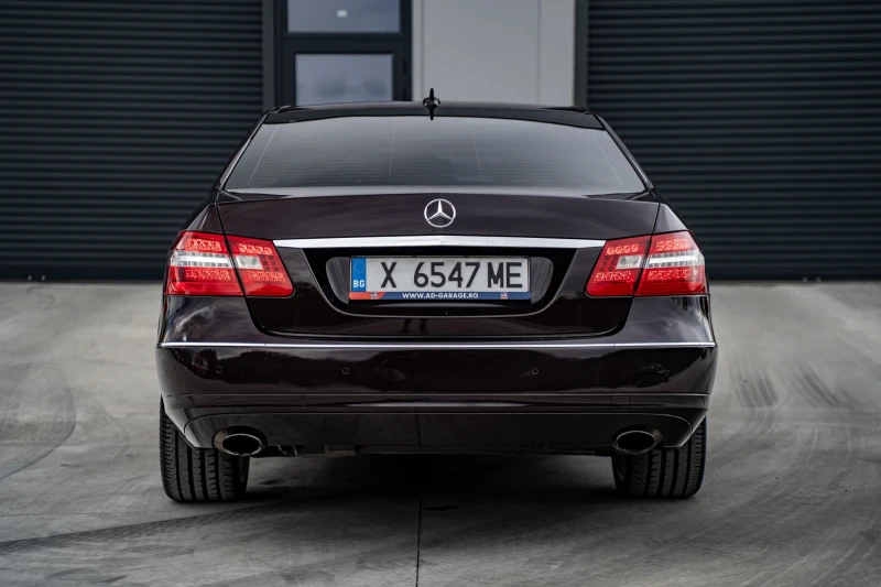 Mercedes-Benz E 350, снимка 5 - Автомобили и джипове - 52205438