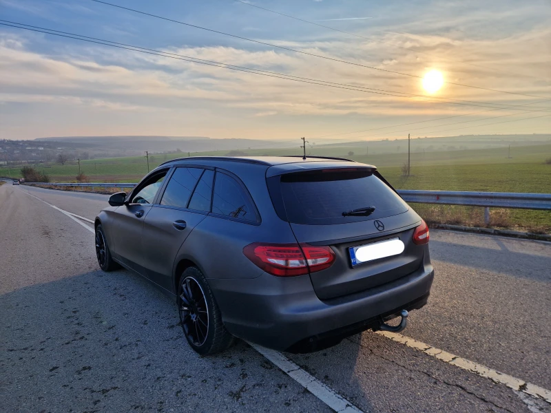 Mercedes-Benz C 220 Подгрев/Теглич, снимка 4 - Автомобили и джипове - 52788354