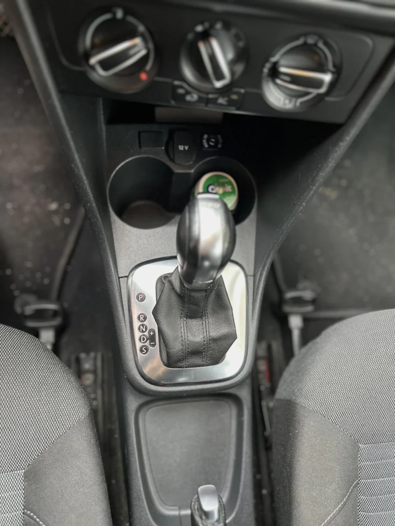 VW Polo 1.4 , снимка 13 - Автомобили и джипове - 53203499
