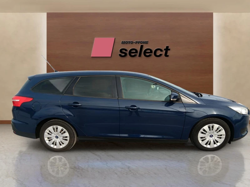 Ford Focus 1.0 EcoBoost, снимка 4 - Автомобили и джипове - 53429588