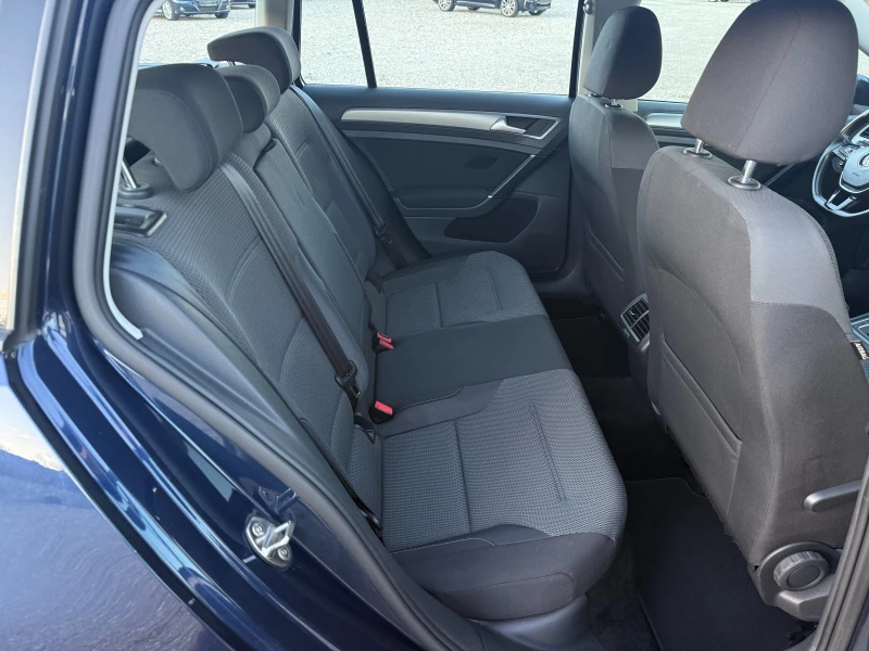 VW Golf 1.6 TDI DSG 110 к.с./Темпомат/Собствен лизинг, снимка 11 - Автомобили и джипове - 53528032