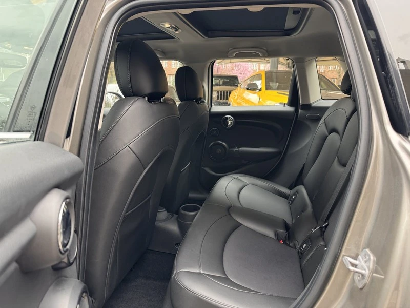 Mini Cooper 1.5i Turbo Harman/Kardon, снимка 13 - Автомобили и джипове - 49665493