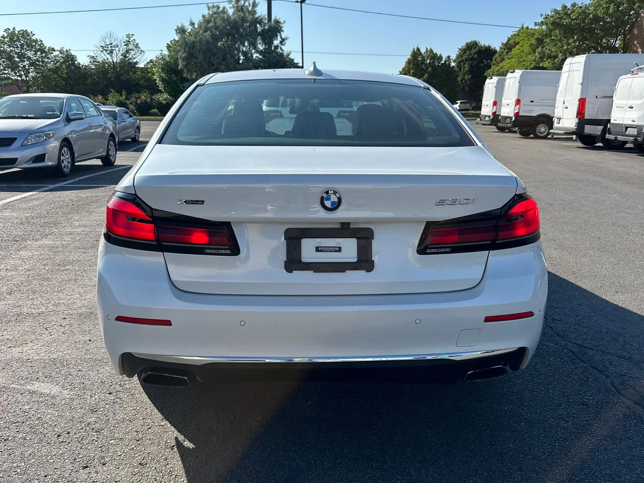 BMW 530 xDrive* Авто финансиране* Карфакс - изображение 4