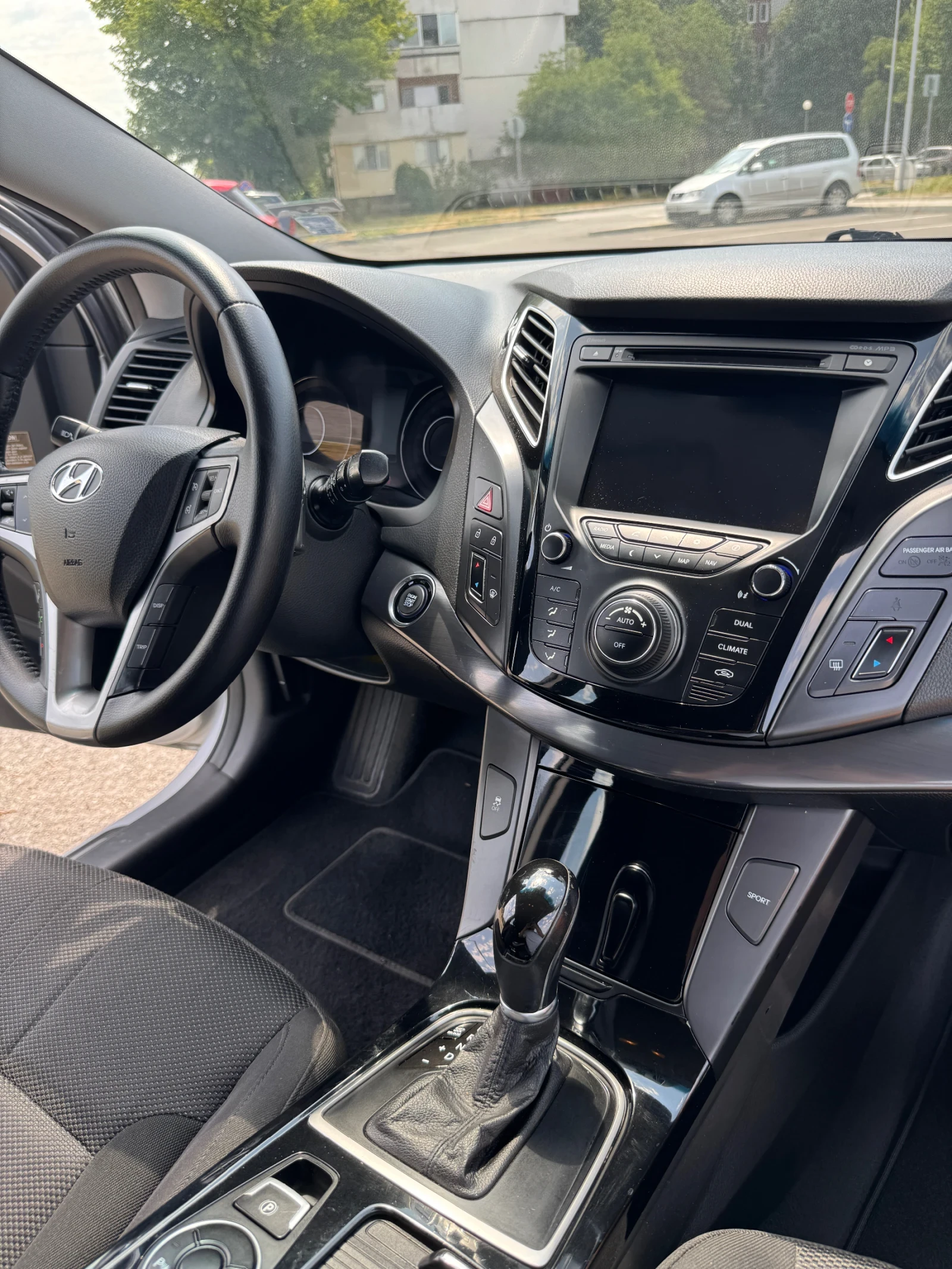 Hyundai I40 1.7CRDI AT - изображение 8