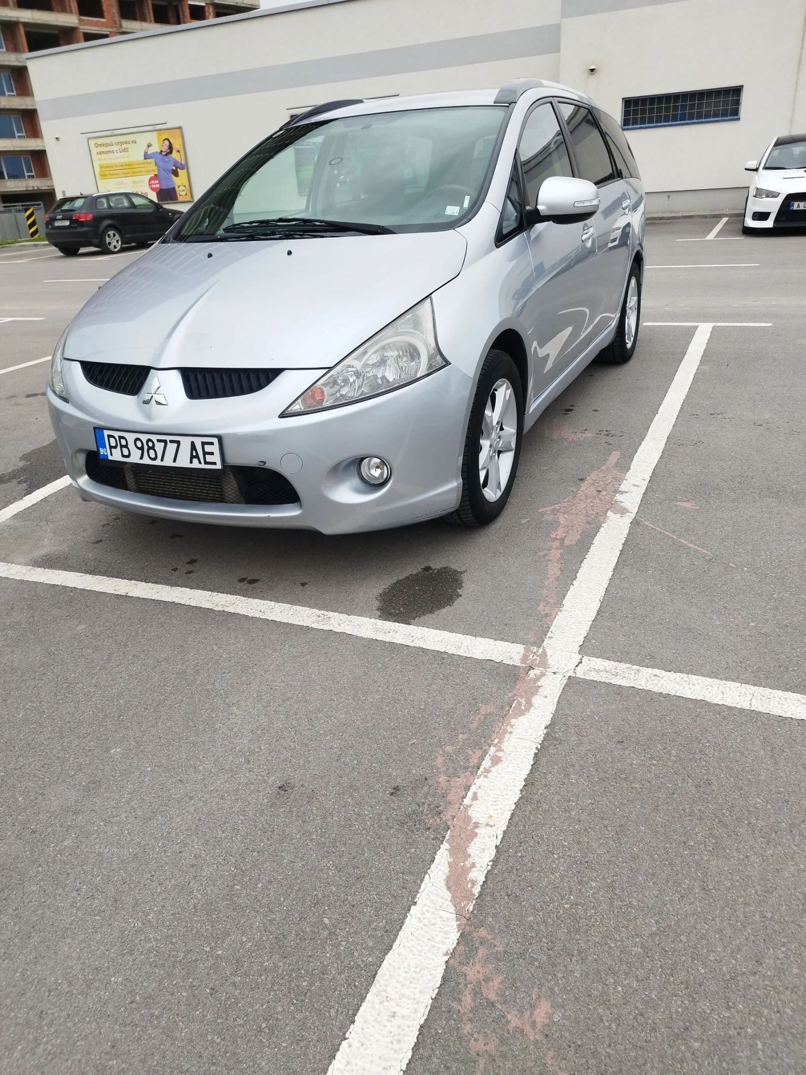 Mitsubishi Grandis 2.0 tdi - изображение 8