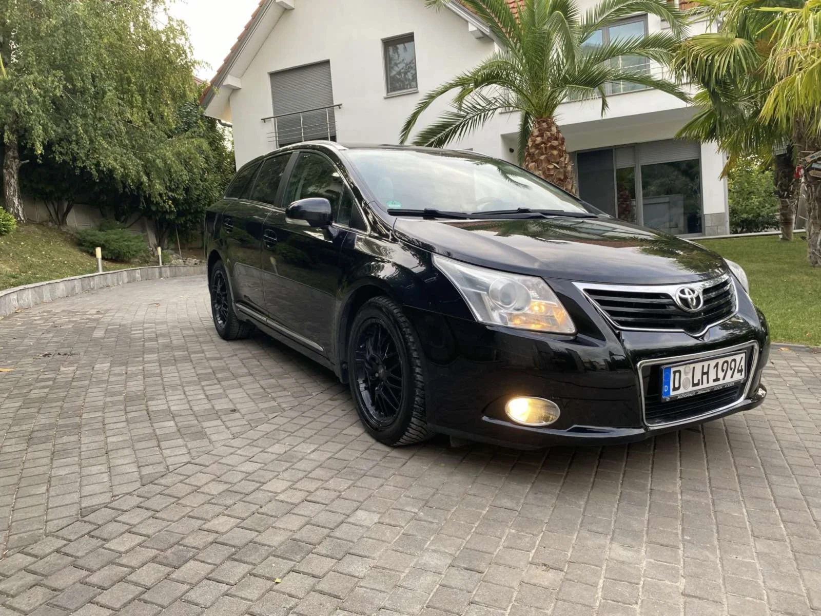 Toyota Avensis 2.2 D-4D - изображение 7