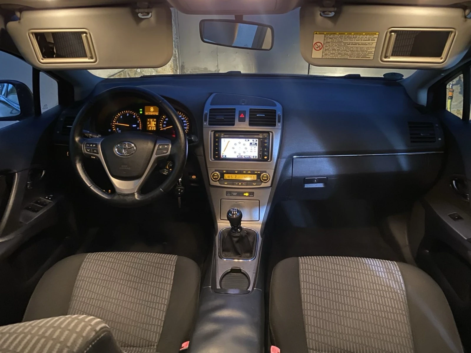 Toyota Avensis 2.2 D-4D | Mobile.bg � ����������� 14