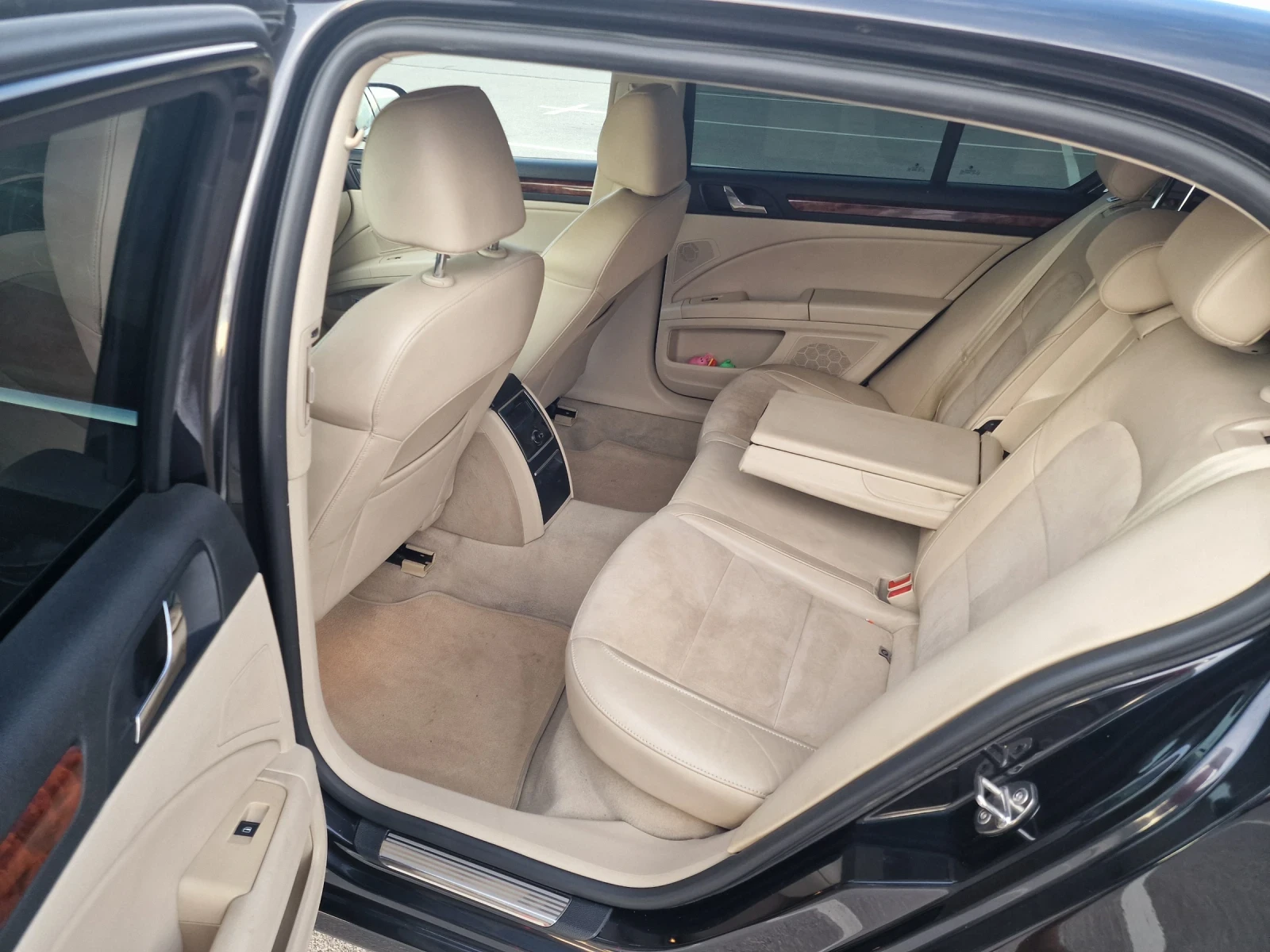 Skoda Superb 2.0TDI 170кс DSG Реални км - изображение 10
