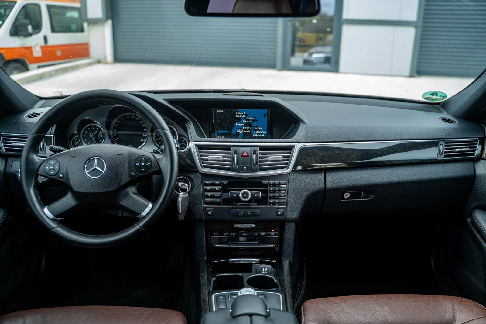 Mercedes-Benz E 350 | Mobile.bg — изображение 8