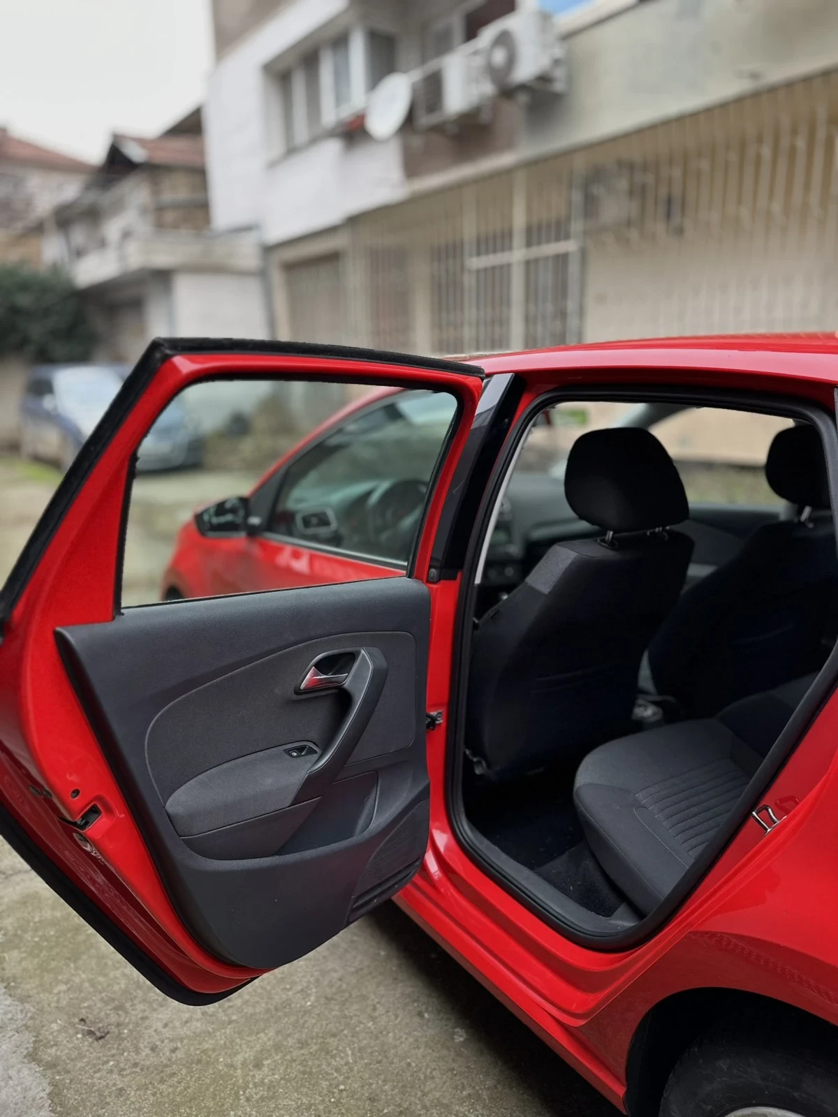 VW Polo 1.4 Автоматик  - изображение 6