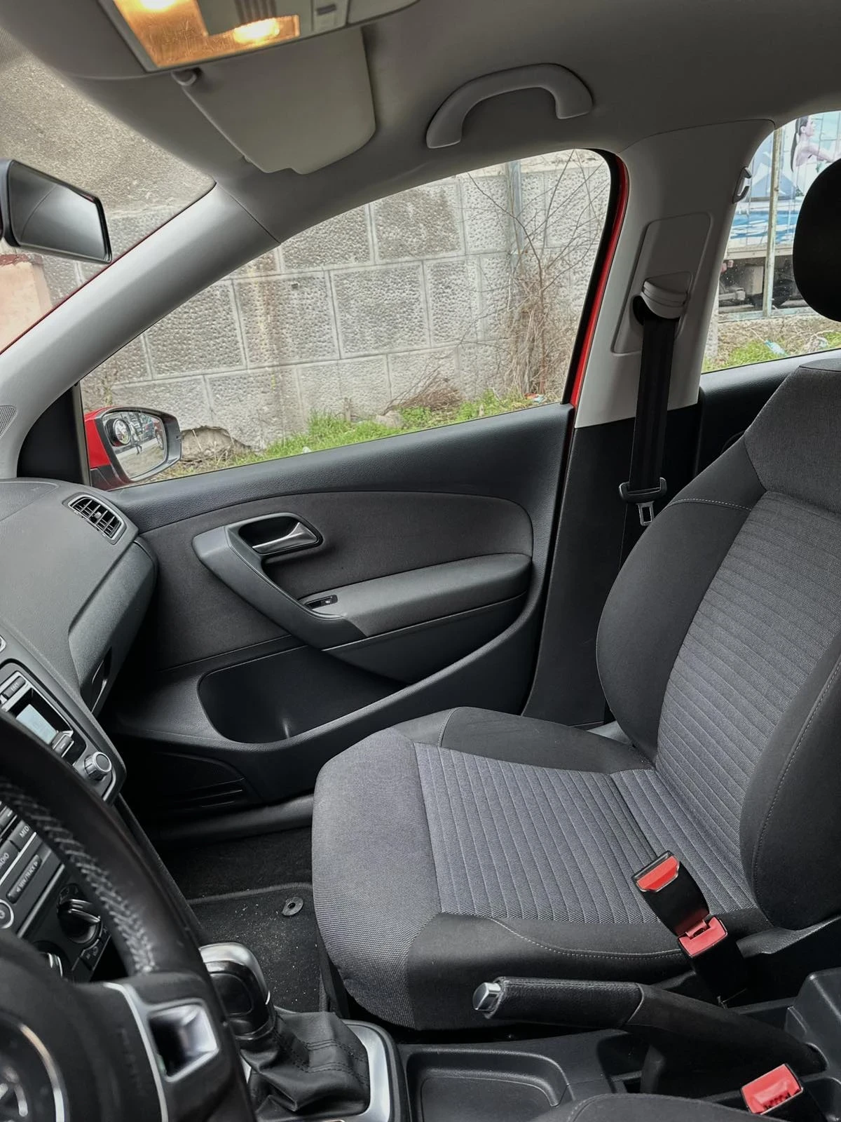 VW Polo 1.4 Автоматик  - изображение 10