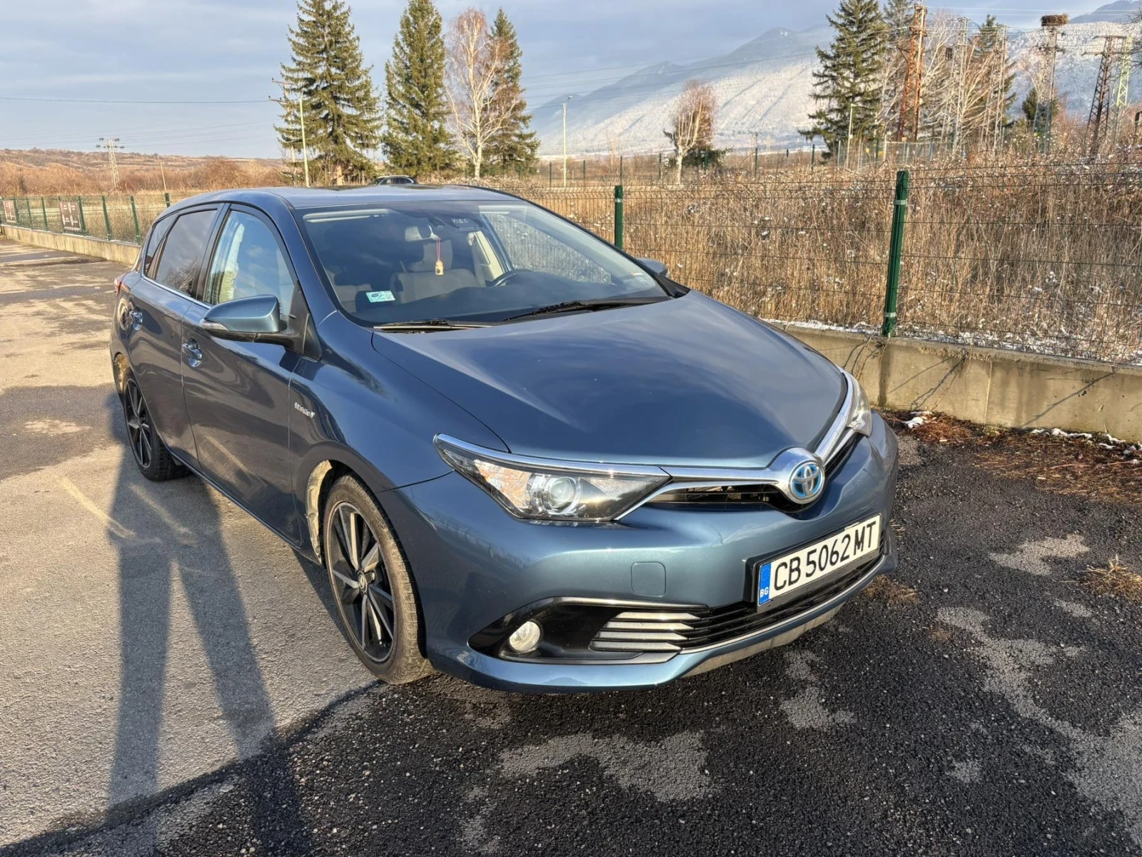 Toyota Auris с нова батерия