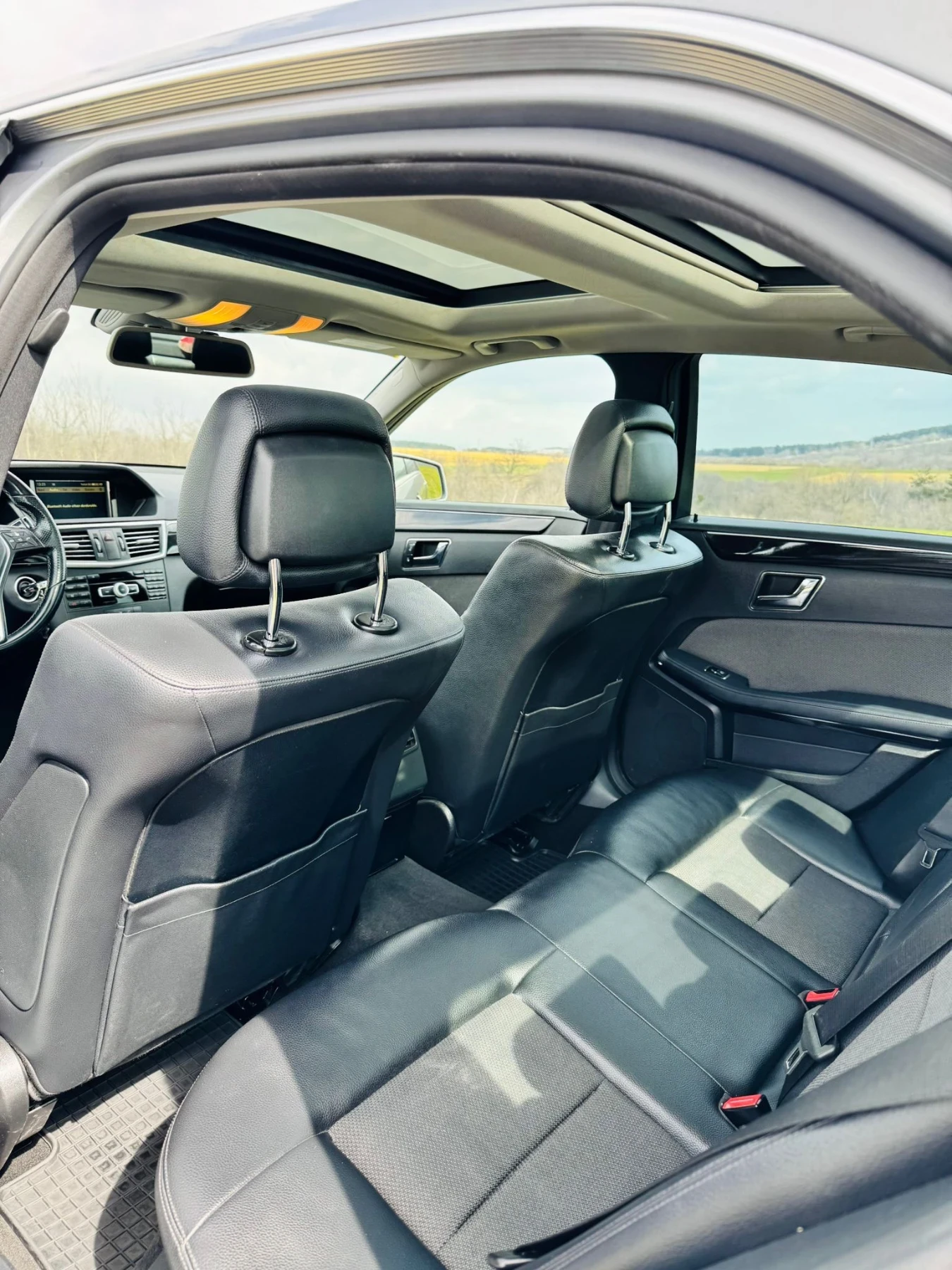 Mercedes-Benz E 350, снимка 15 - Автомобили и джипове - 54239026