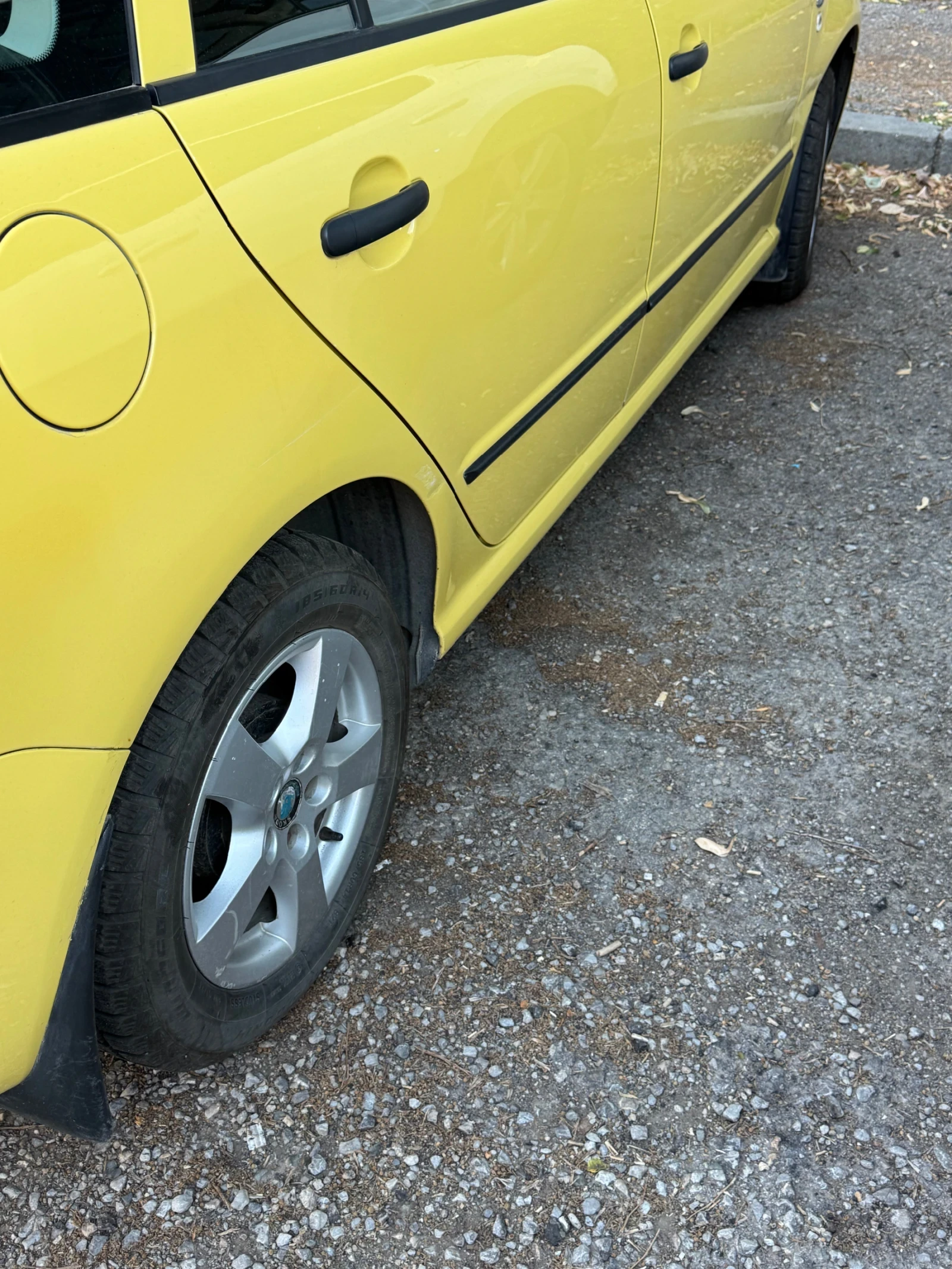 Skoda Fabia, снимка 8 - Автомобили и джипове - 54483544