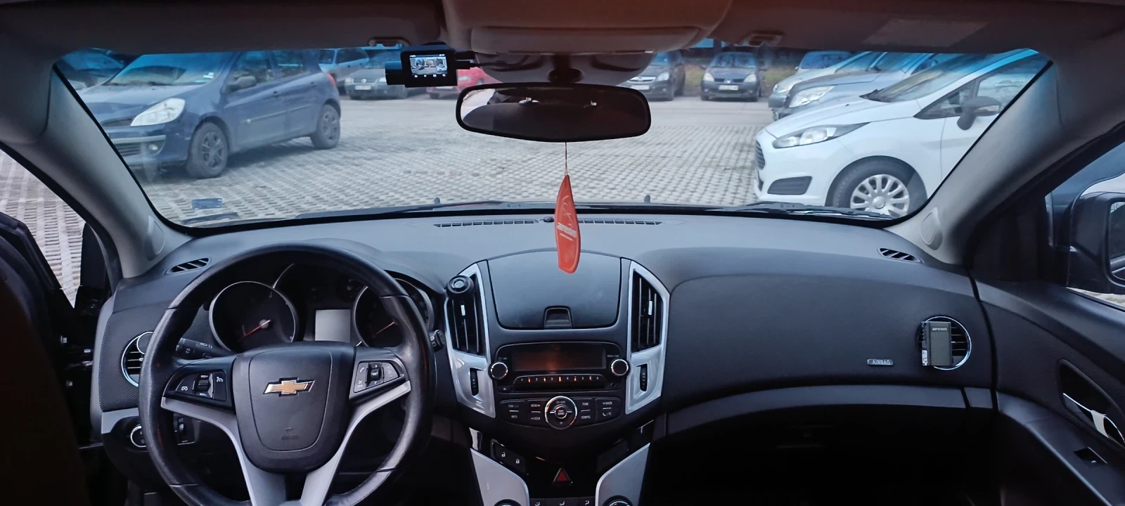 Chevrolet Cruze FACELIFT 1.7 CDTI, снимка 10 - Автомобили и джипове - 55316304