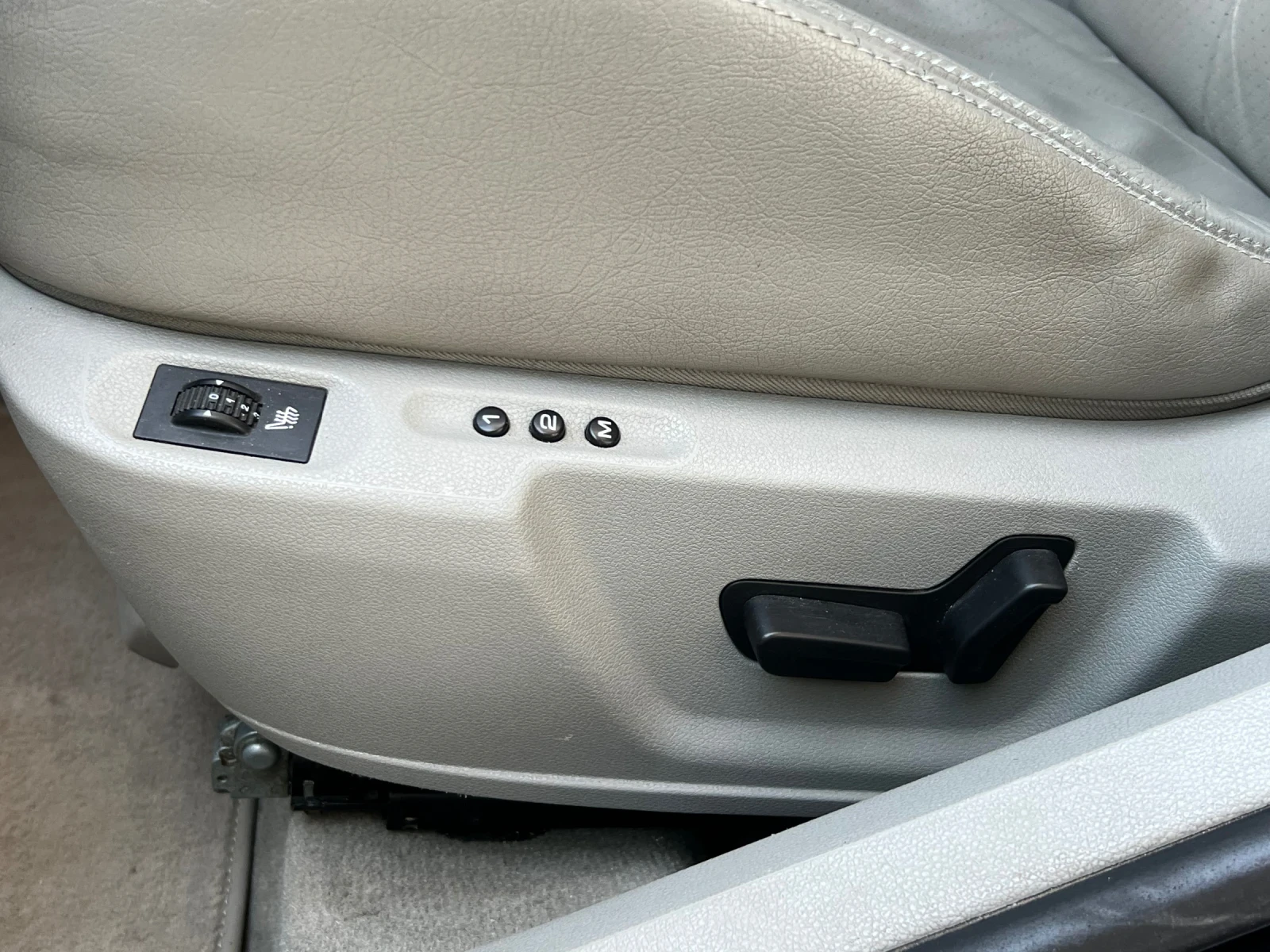 Peugeot 308 2.0HDI Automat, снимка 11 - Автомобили и джипове - 55305020