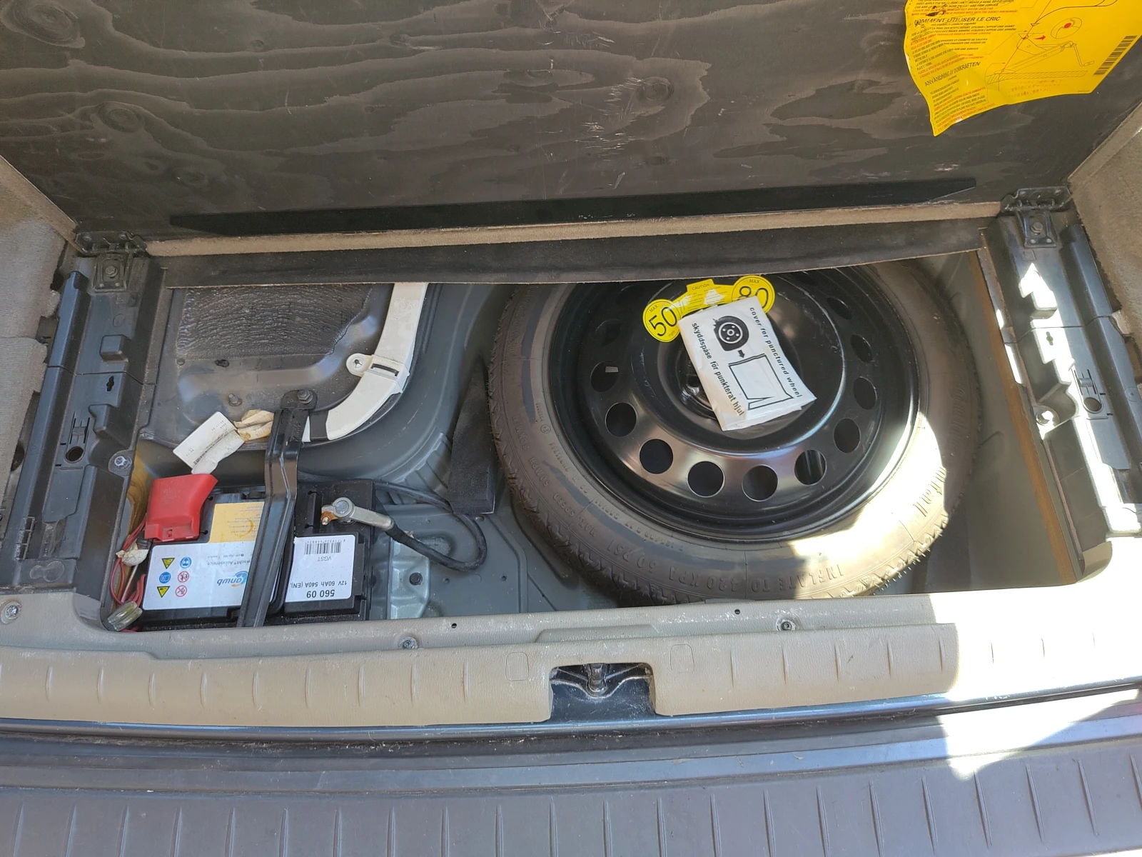Volvo V70 2.5T, снимка 12 - Автомобили и джипове - 55691485