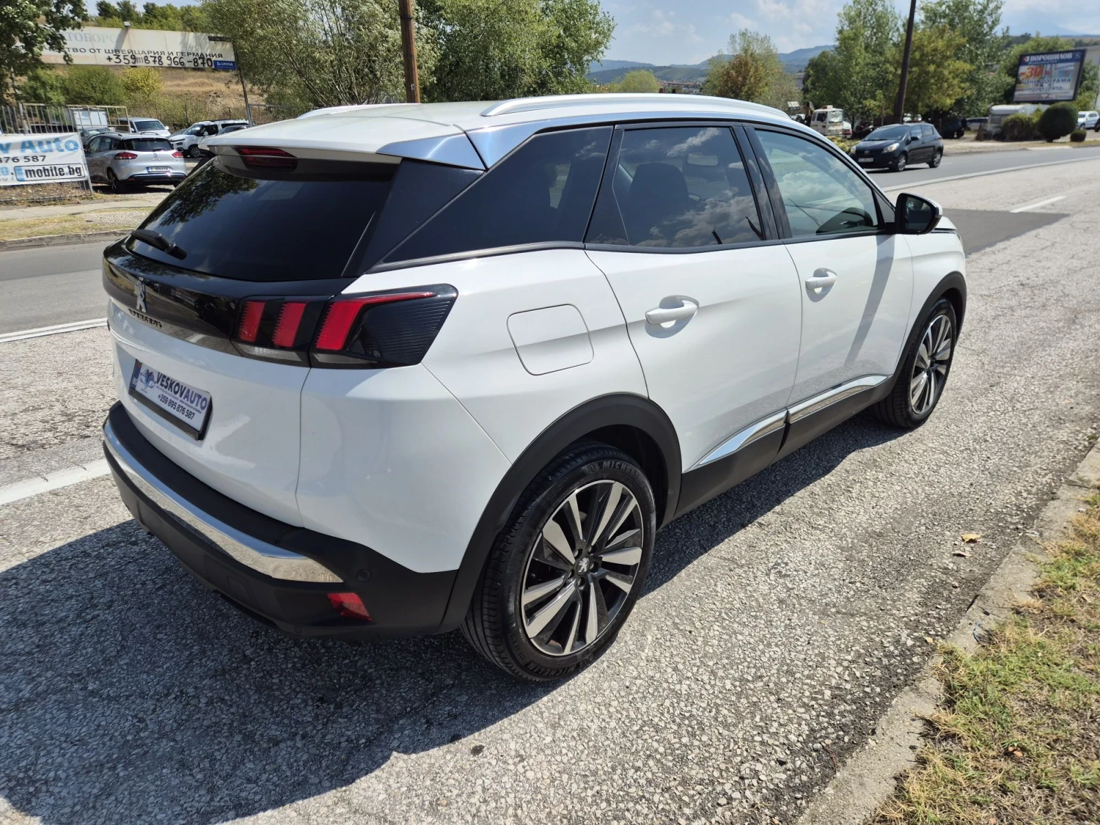 Peugeot 3008 1.5Hdi Allure , снимка 6 - Автомобили и джипове - 55801119