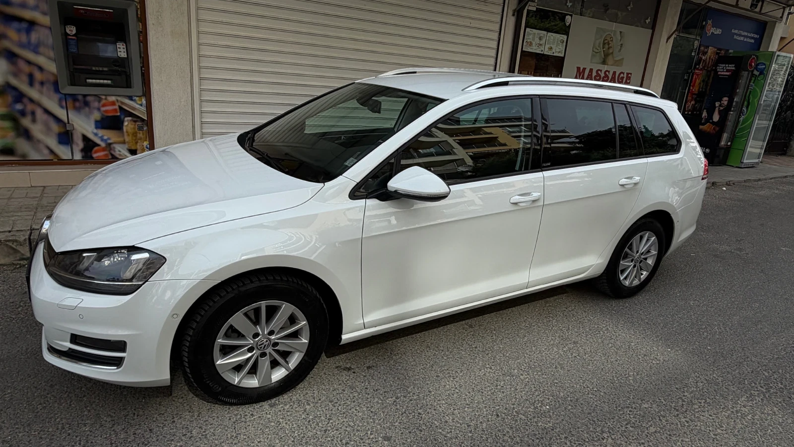 VW Golf Universal 