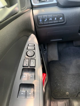 Hyundai Tucson 2.0 CRDI 4x4 185 �.�. | Mobile.bg � ����� ������ 12