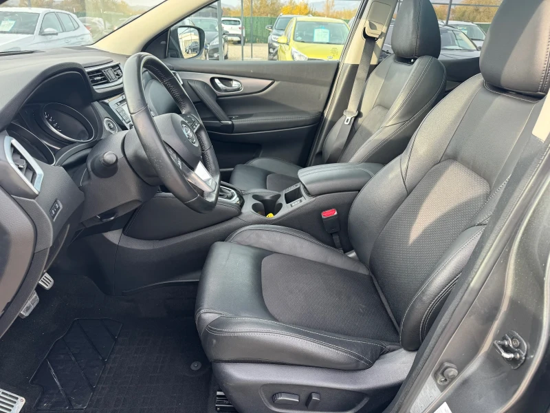 Nissan Qashqai 1.2turbo 115hp/NAVI/PANORAMA/BOSSE/AUTOMATIC/, снимка 13 - Автомобили и джипове - 47827626