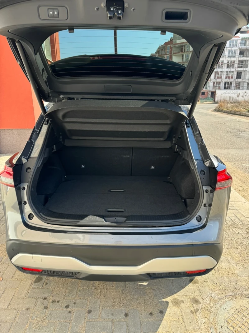 Nissan Qashqai 1.3 DiG-T Tekna, снимка 9 - Автомобили и джипове - 51712749