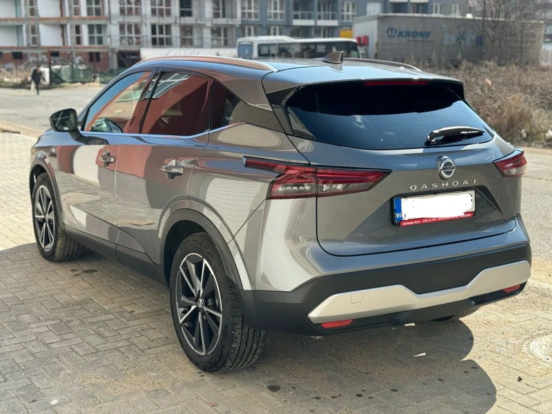 Nissan Qashqai 1.3 DiG-T Tekna, снимка 8 - Автомобили и джипове - 51712749