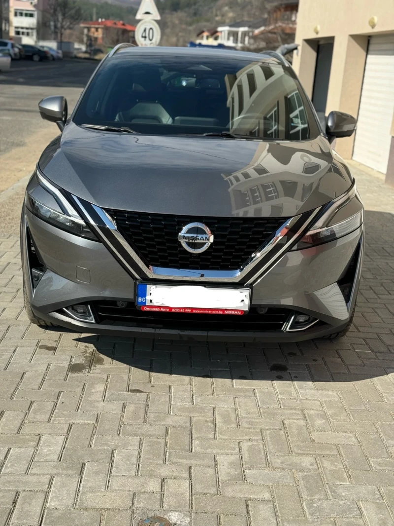 Nissan Qashqai 1.3 DiG-T Tekna, снимка 4 - Автомобили и джипове - 51712749