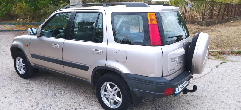 Honda Cr-v 2.0-128кс, снимка 12 - Автомобили и джипове - 51873743