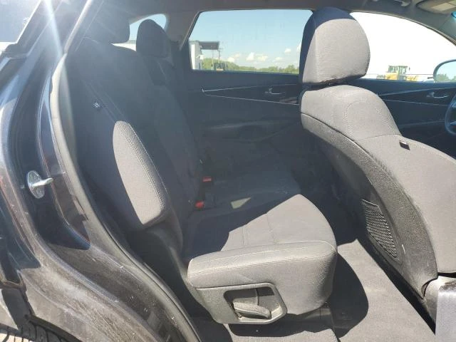 Kia Sorento S, снимка 9 - Автомобили и джипове - 52726937