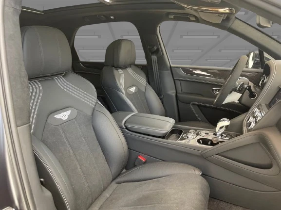Bentley Bentayga S V8 = Styling Specification = Гаранция, снимка 12 - Автомобили и джипове - 56208421