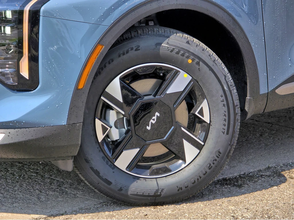 Kia Sportage  LX AWD/SMRT CRUISE/ДИРЕКТНО ОТ КИЯ - изображение 3