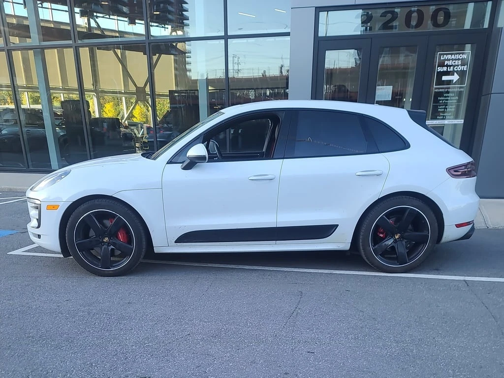 Porsche Macan * GTS * CARFAX * БЕЗ ПЪРВОНАЧАЛНА ВНОСКА - изображение 2