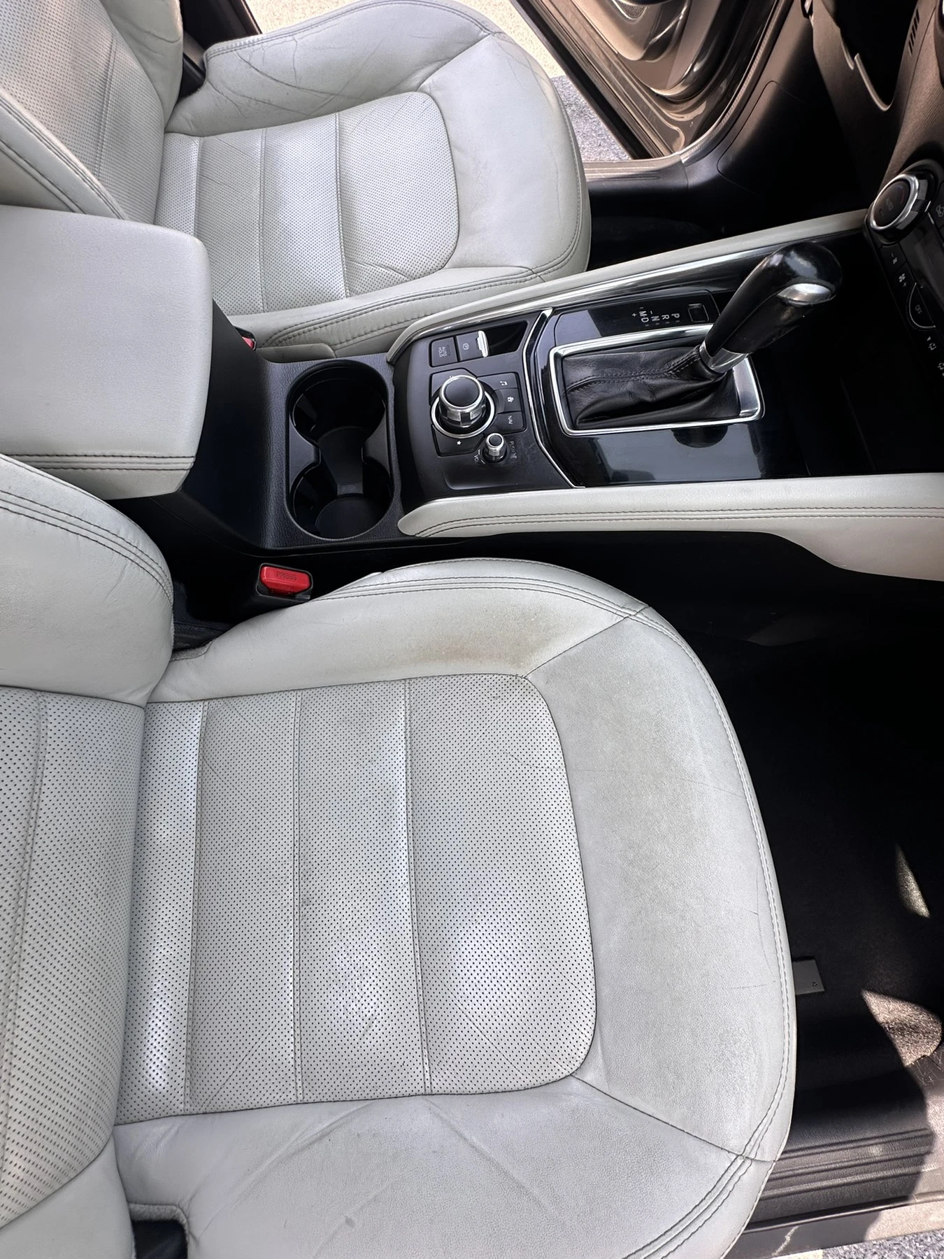Mazda CX-5 2.2 Skyactive, снимка 12 - Автомобили и джипове - 54792007