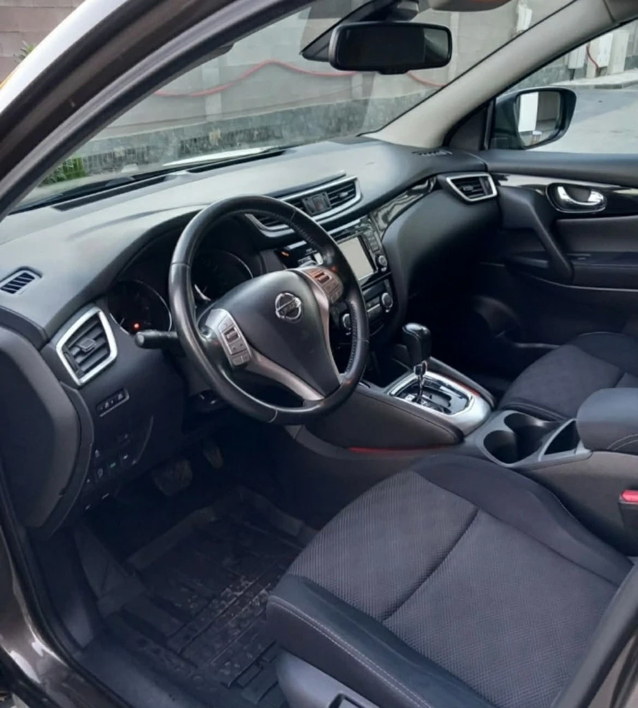 Nissan Qashqai, снимка 3 - Автомобили и джипове - 54620856