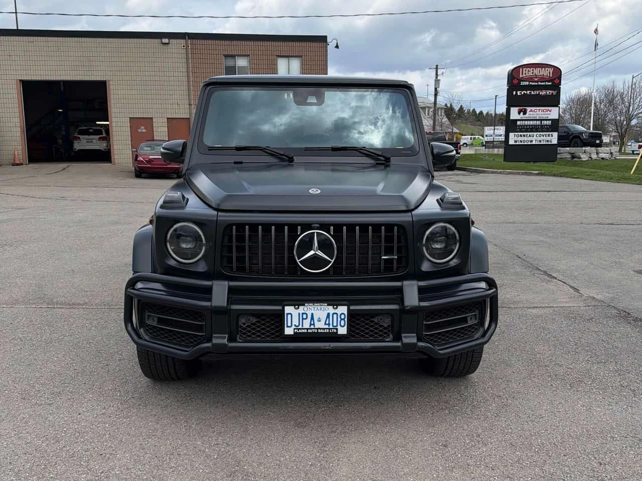 Mercedes-Benz G * AMG 63 * МАСАЖИ * ДИСТРОНИК * АВТОКРЕДИТ, снимка 2 - Автомобили и джипове - 54635580