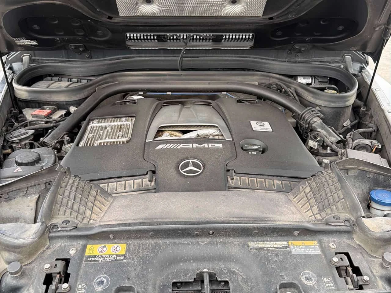 Mercedes-Benz G * AMG 63 * МАСАЖИ * ДИСТРОНИК * АВТОКРЕДИТ, снимка 13 - Автомобили и джипове - 54635580