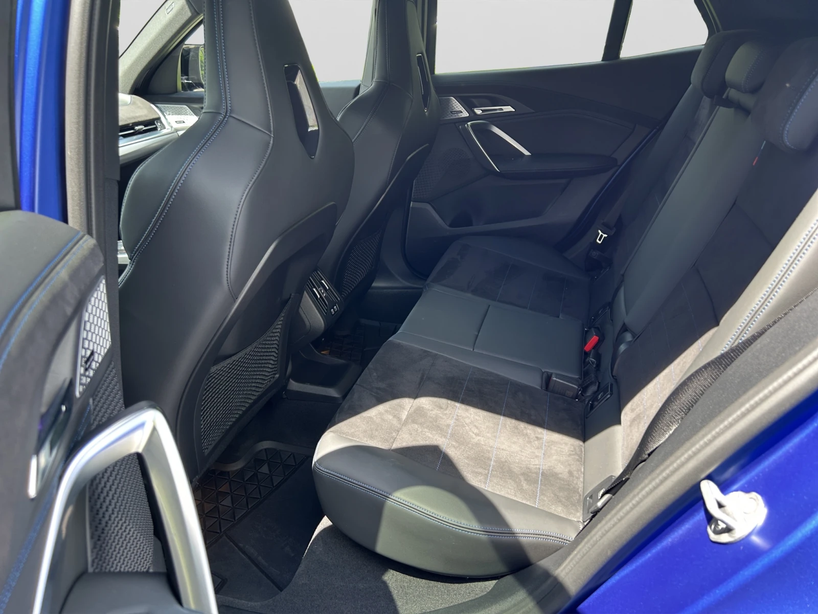 BMW X2 M235i xDrive, снимка 11 - Автомобили и джипове - 54641491