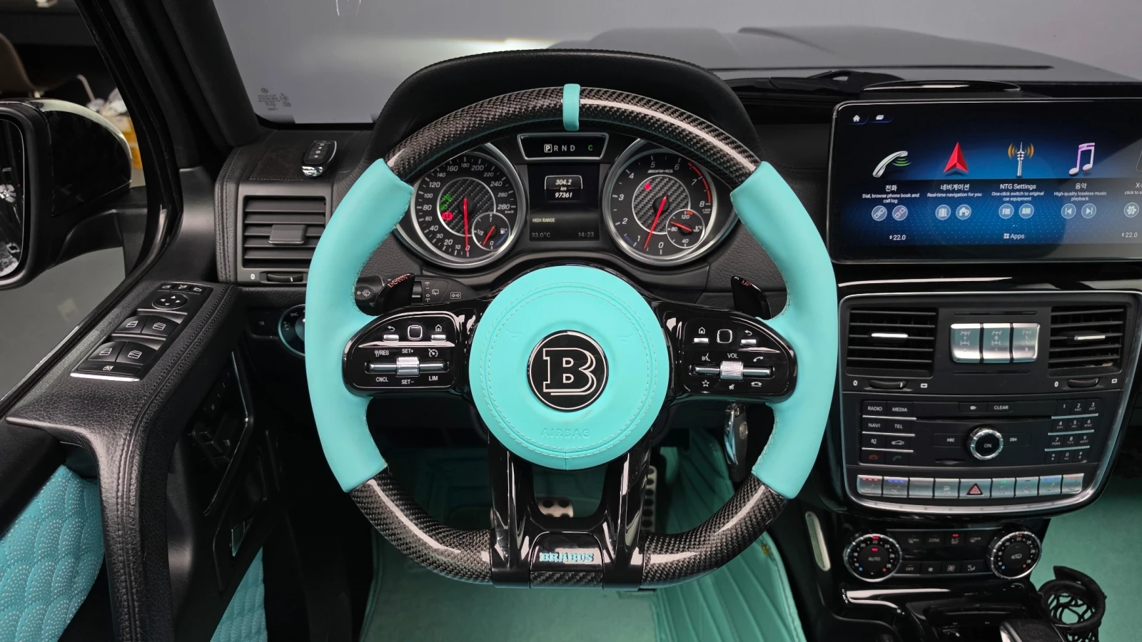 Mercedes-Benz G 63 AMG * БРАБУС ТИФАНИ ПАКЕТ * ТЕЛЕВИЗОРИ * ОБДУХВАНЕ, снимка 9 - Автомобили и джипове - 55261827