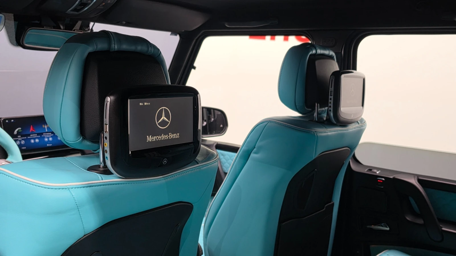 Mercedes-Benz G 63 AMG * БРАБУС ТИФАНИ ПАКЕТ * ТЕЛЕВИЗОРИ * ОБДУХВАНЕ, снимка 16 - Автомобили и джипове - 55261827